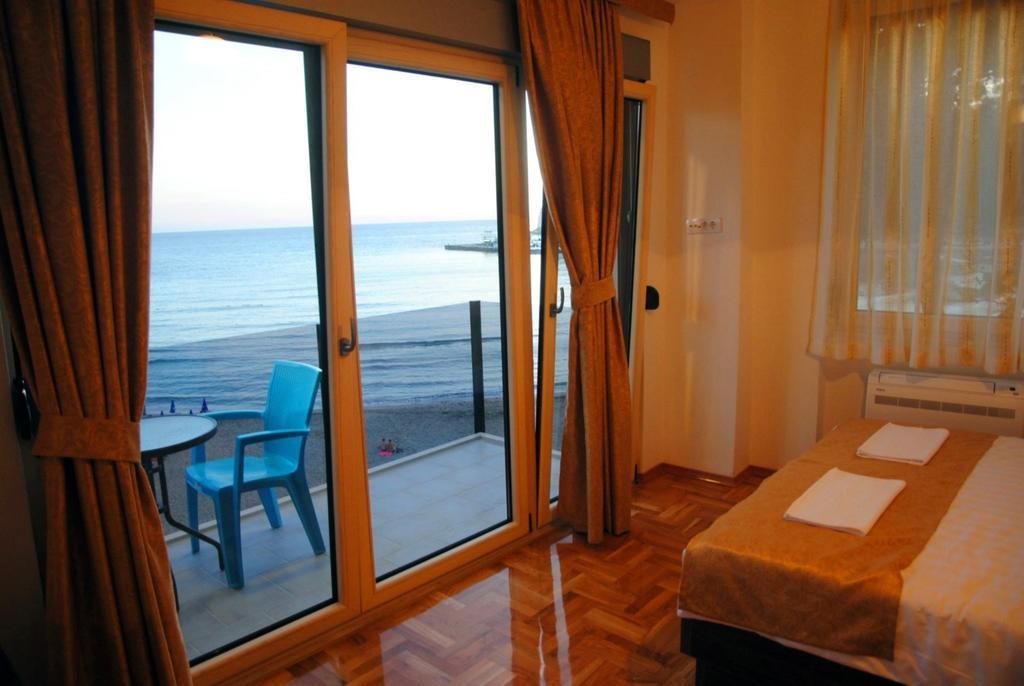Hotel Cruiser Ülgün Dış mekan fotoğraf