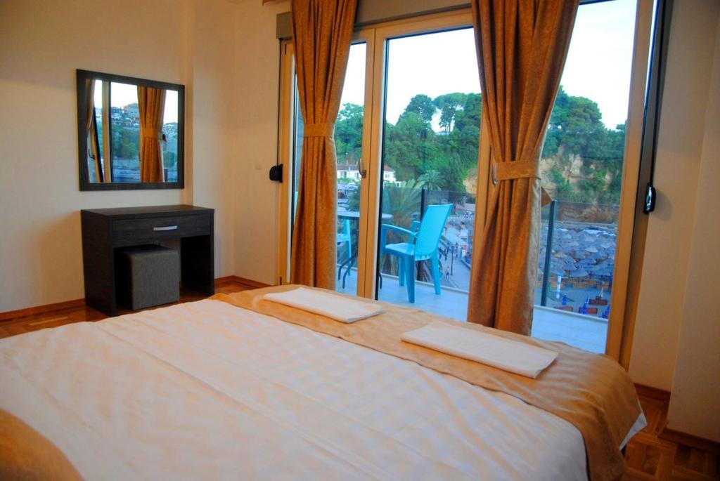 Hotel Cruiser Ülgün Dış mekan fotoğraf