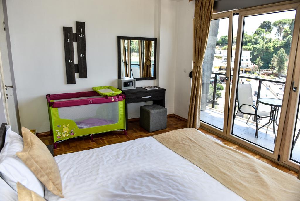 Hotel Cruiser Ülgün Dış mekan fotoğraf