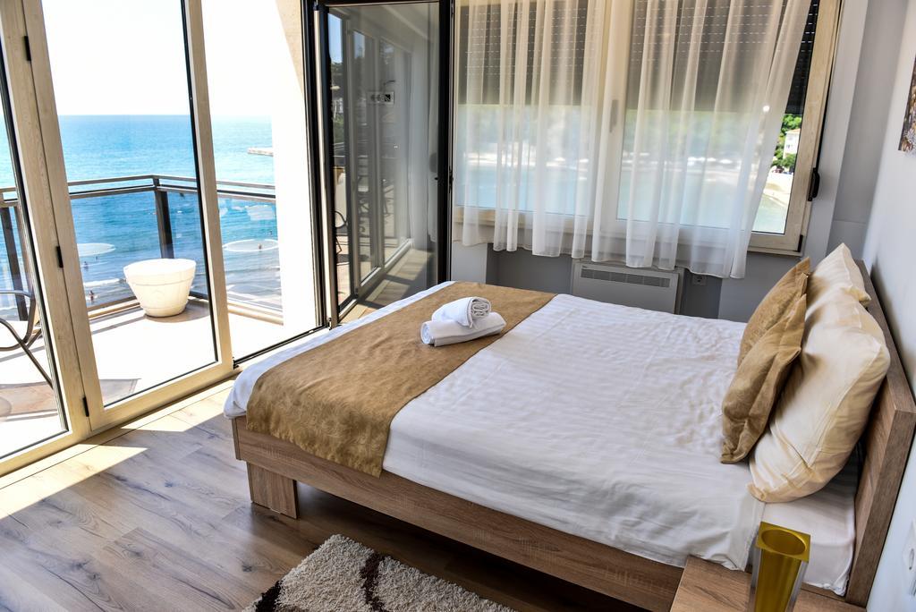 Hotel Cruiser Ülgün Dış mekan fotoğraf